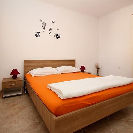 Apartment Drazen Šilo Kültér fotó